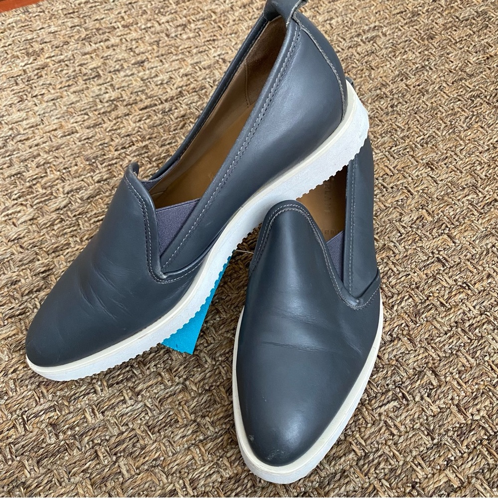 EVERLANE The Leather Street Slip On Shoes Gray Sz 7